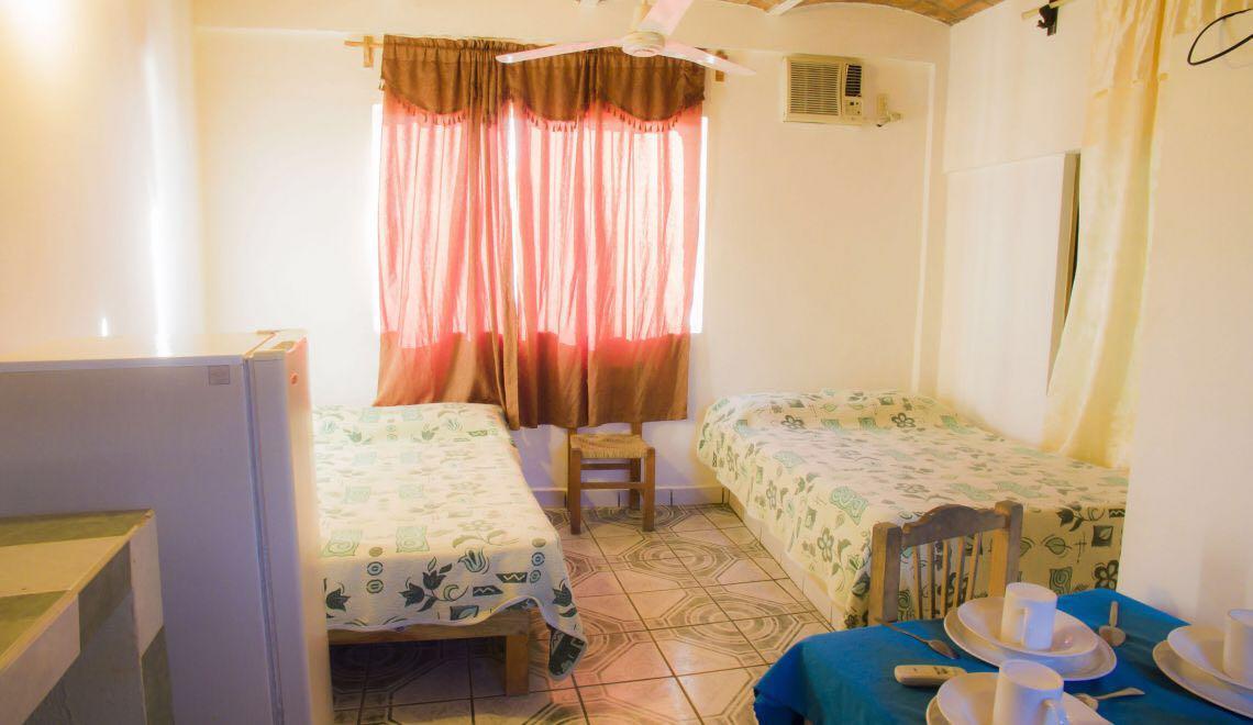 Hôtel Bungalows Marlenne à Rincón de Guayabitos Extérieur photo